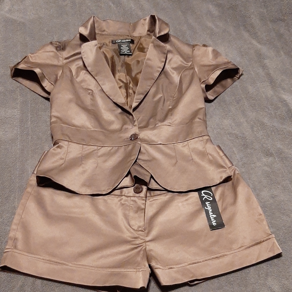 CR Signature Brown Blazer and shorts set